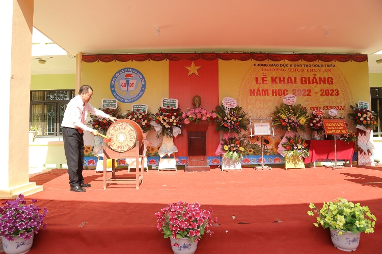 Ảnh 1. Đồng chí Nguyễn Văn Kỳ - Ủy viên BTV Thị ủy, Trưởng Ban Dân vận Thị ủy, Chủ tịch Ủy ban MTTQ thị xã Đông Triều.jpg